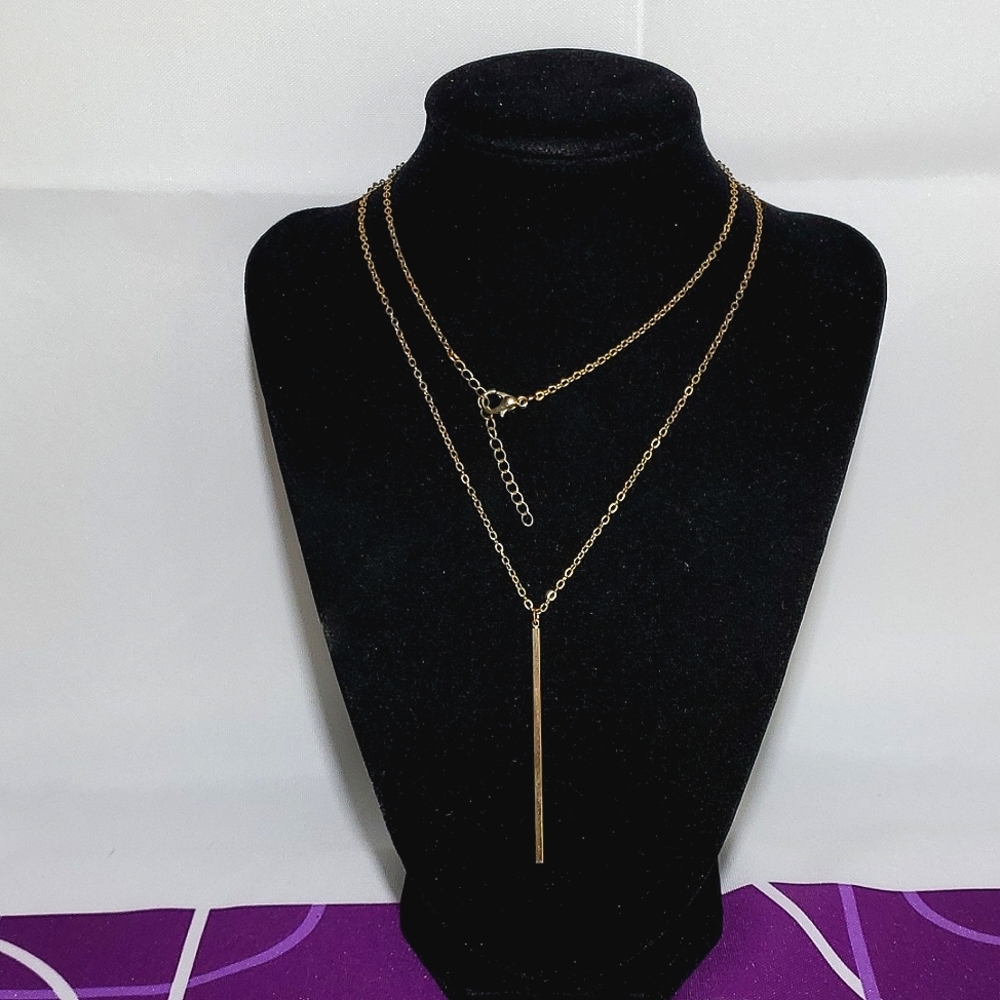 Beautiful Long Gold Tone Necklace with Straight Hanging Bar Design